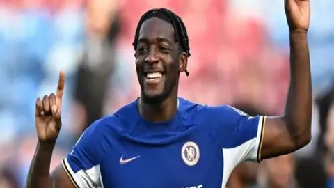 “精准出击，命中率高达15_22：中上游激战正酣，焦点对决不容错过！”